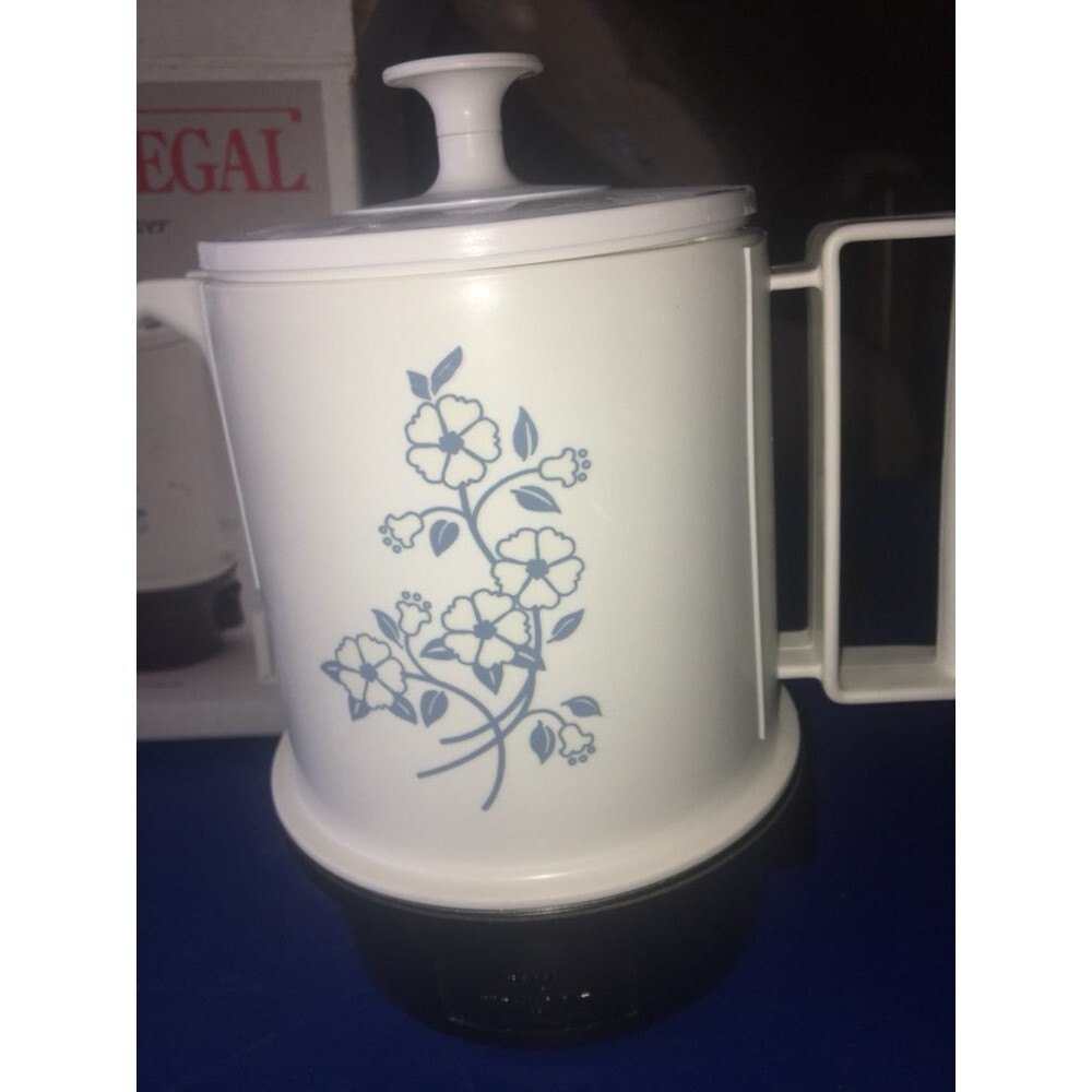 Vintage Regal Hot Pot